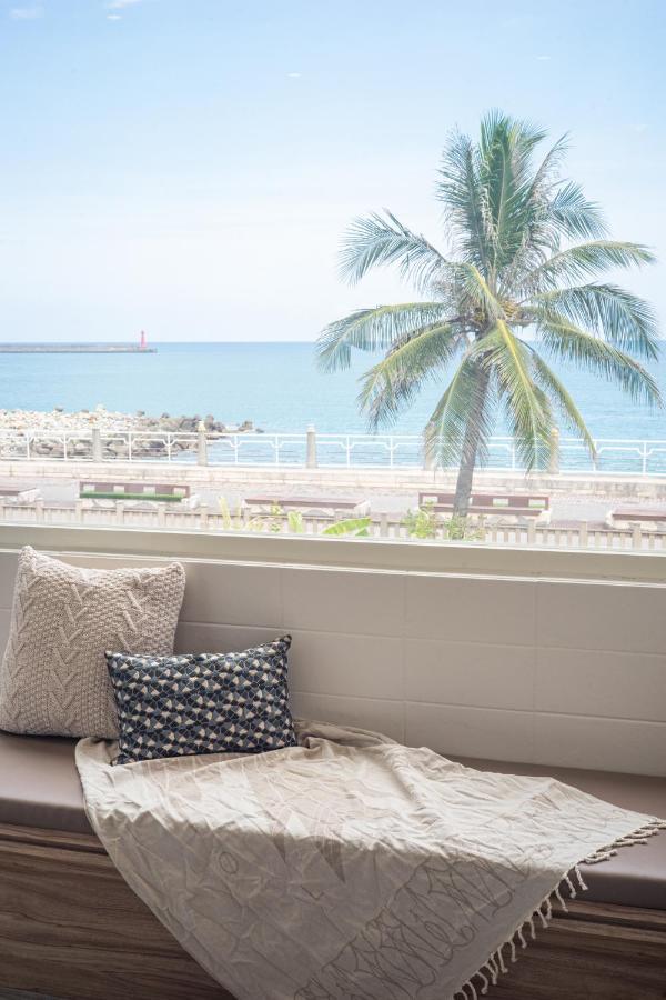 日軸蒔光 Bed & Breakfast เมืองฮวาเหลียน ภายนอก รูปภาพ