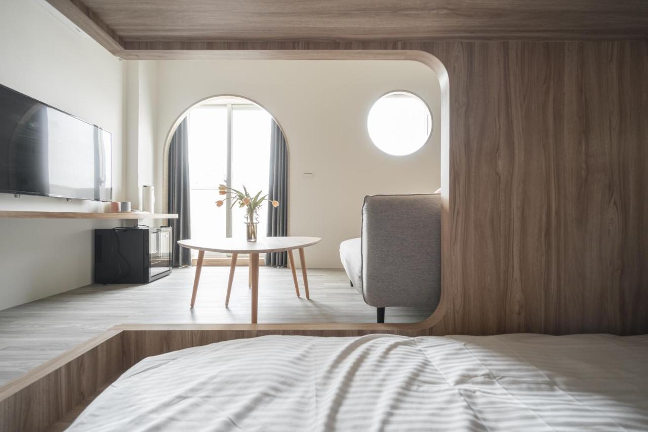 日軸蒔光 Bed & Breakfast เมืองฮวาเหลียน ภายนอก รูปภาพ