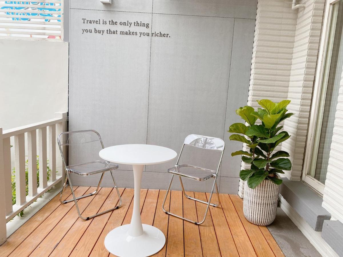 日軸蒔光 Bed & Breakfast เมืองฮวาเหลียน ภายนอก รูปภาพ