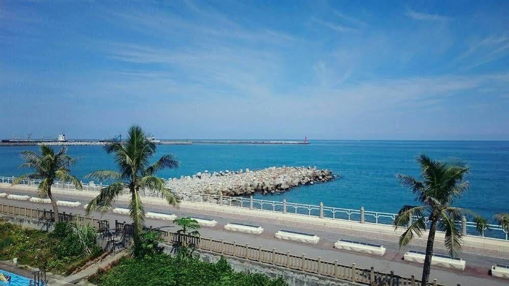 日軸蒔光 Bed & Breakfast เมืองฮวาเหลียน ภายนอก รูปภาพ